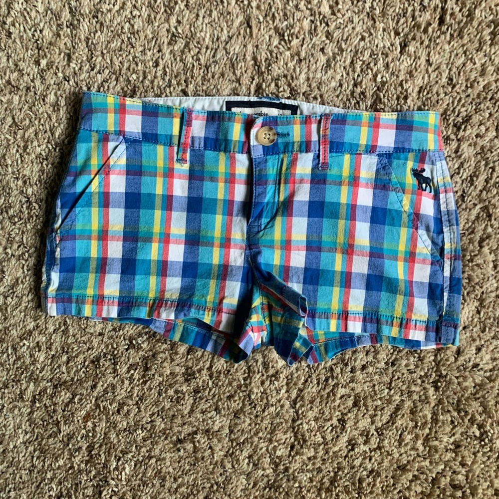 Abercrombie cute stretch plaid shorts